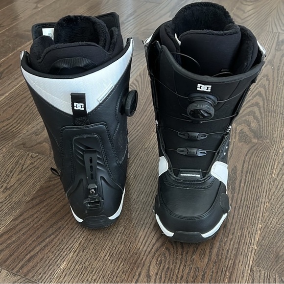 DC Women’s Lotus Step On Snowboard Boots - Picture 5 of 8